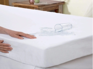 Waterproof Microfiber Double Mattress Cover 180 x 200 + 30 cm - White