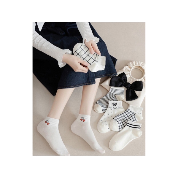 6 Pairs Fulla Short Women Socks ( 36 - 41 ) - White / Black