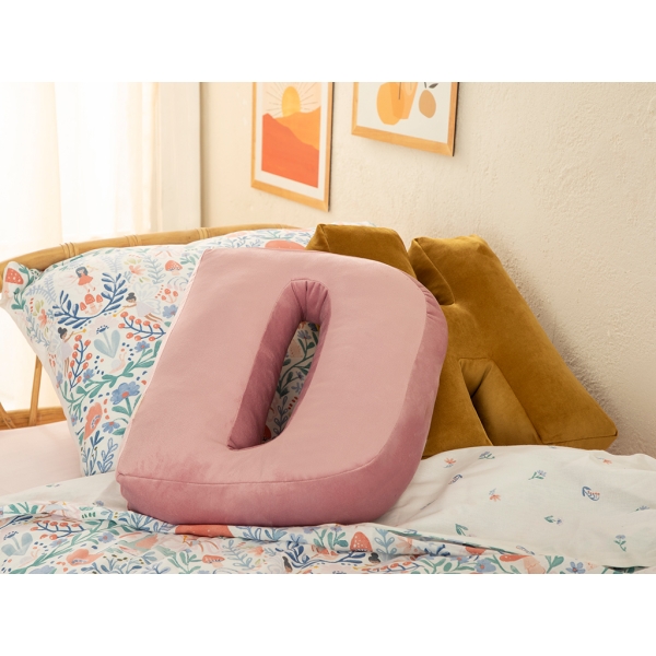 D Decorative Cushion 39 x 30 Cm - Pink