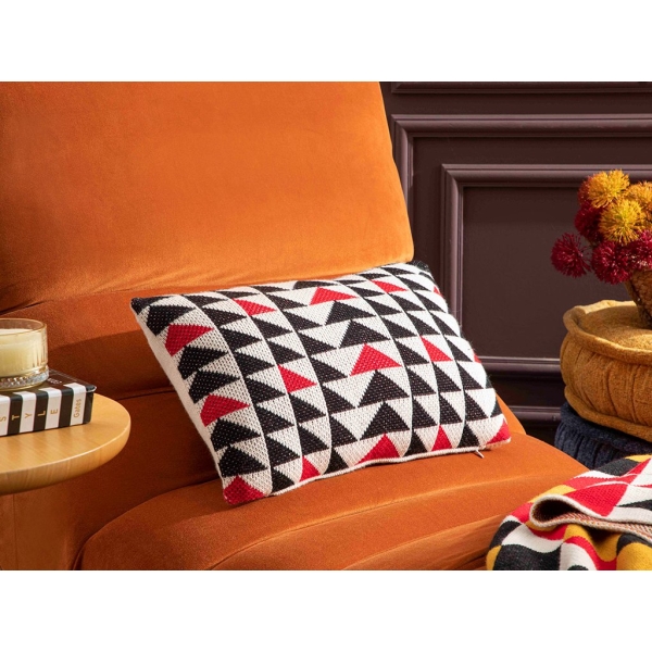 Delilah Knitwear Filled Pillow 35 x 50 Cm - Ecru / Red
