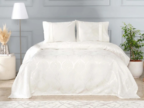 4 Pieces Aura Lace Double Pique Set 230 x 240 cm - White