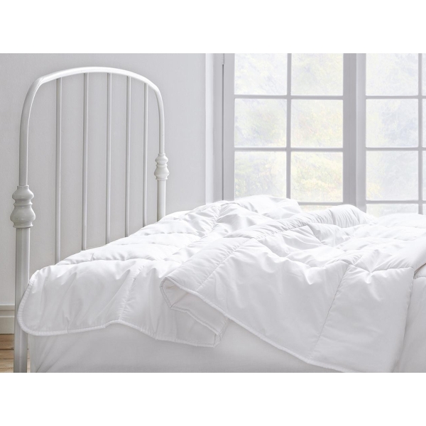 Corbell Siliconized Double Quilt 195 x 215 cm ( 300 gr/m2 ) - White