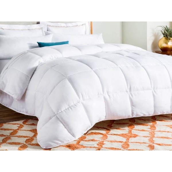 Dahlia Double Quilt 195 x 215 Cm (400gsm ) - White