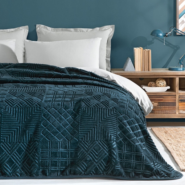 Aeva Emboss 200 x 220 cm Double Blanket - Petrol Green