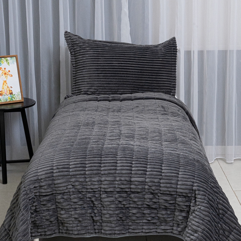 2 Pieces Asos Single Welsoft Bedspr..