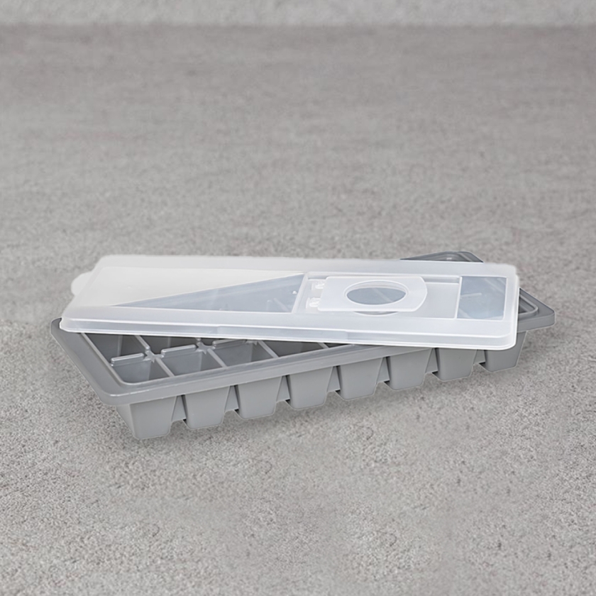 Tropical Ice Cube Maker With Lid 25..