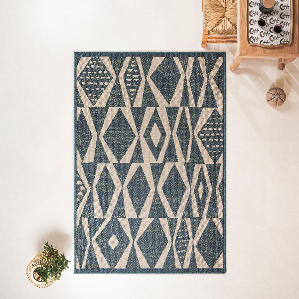 80 x 150 cm Nova Geometric Diamond Elegance Indoor Outdoor Decorative Rug - Cream / Indigo