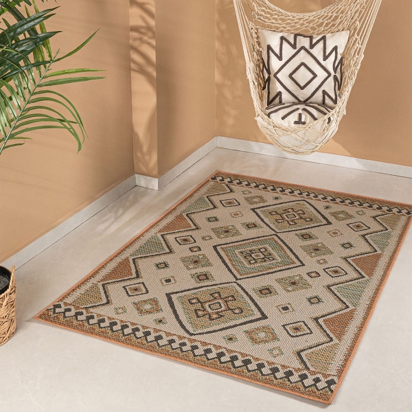 80 x 150 cm Nova Tribal Diamond Motif Indoor Outdoor Decorative Rug - Green / Cream