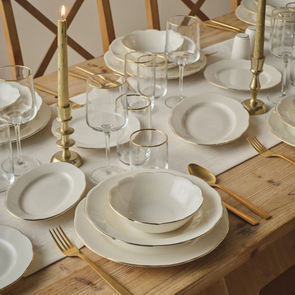 24 Pieces Clover Porcelain Dinner S..