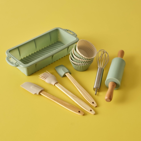 12 Pieces Cuci Toy Kitchen Set 32 x 6 x 29 cm - Green / Pink / Beige