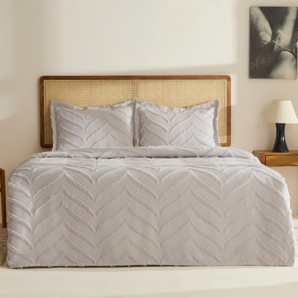 3 Pieces  Arlina Geo 230 x 240 cm Double Bedspread Set - Grey