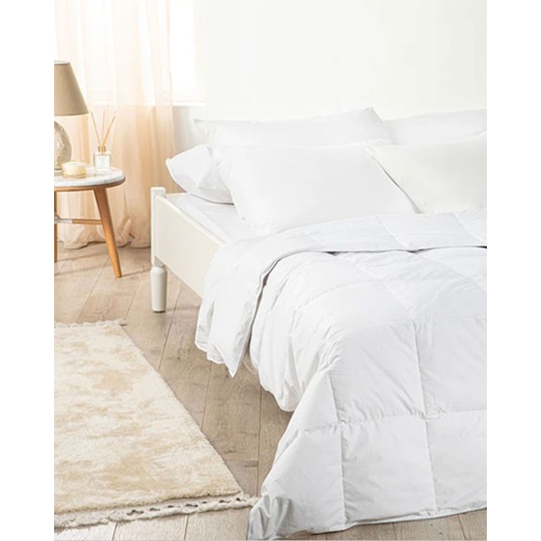 Super Soft Goose Feather King Size Comforter 235x215 cm White