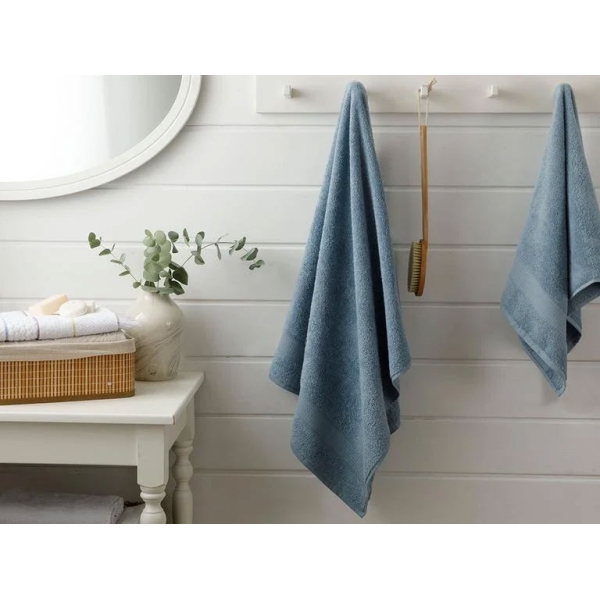 Pure Basic Bath Towel 70x140 cm Light Indigo