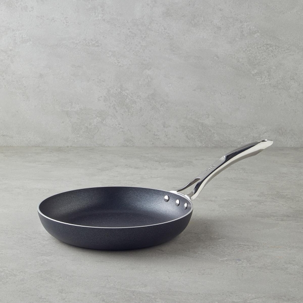 Horeca Premium Maxi Pan 26 cm Black