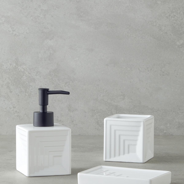 Blume Ceramic 3 Piece Bathroom Set White