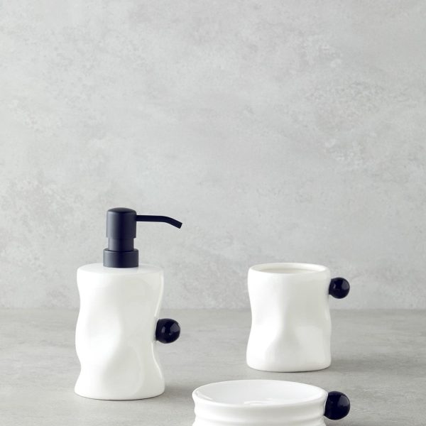 Bruna 3-Piece Bathroom Set Black - White